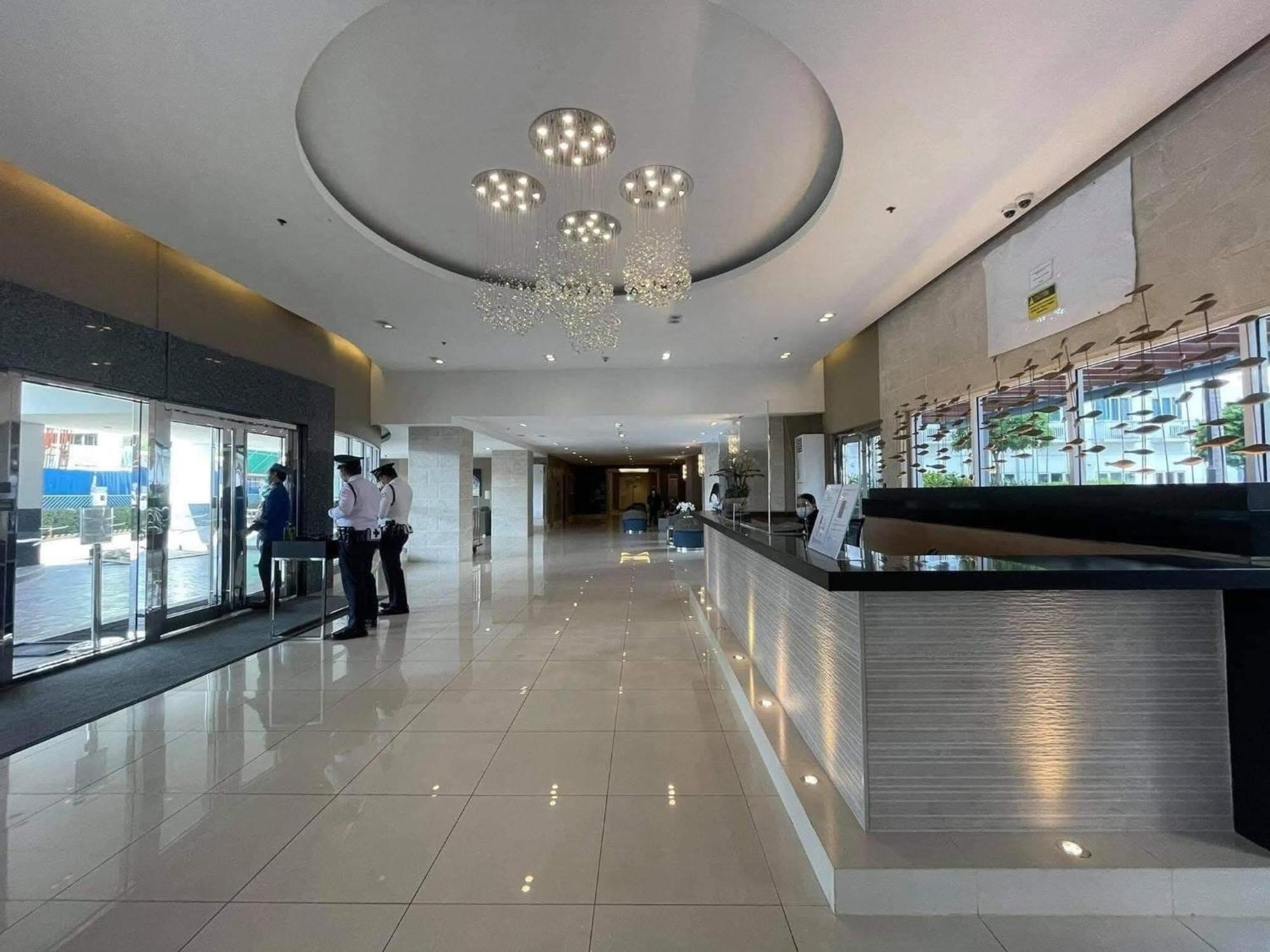 Sea Residences F Aparthotel