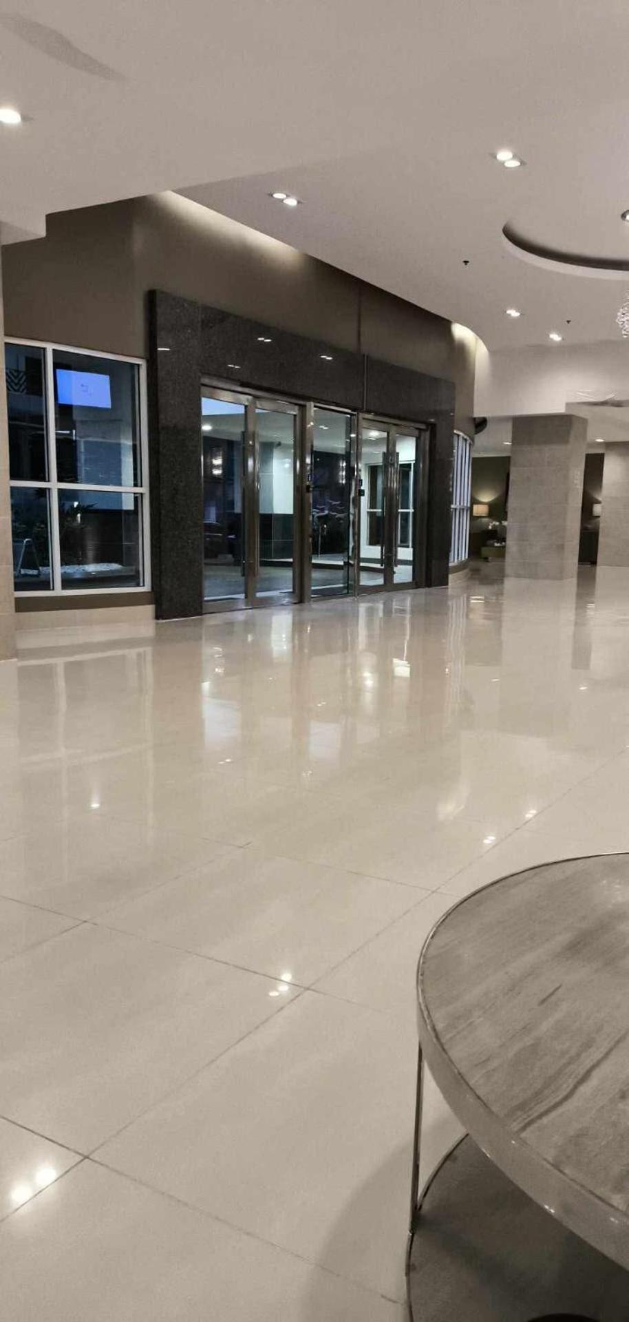 Sea Residences F