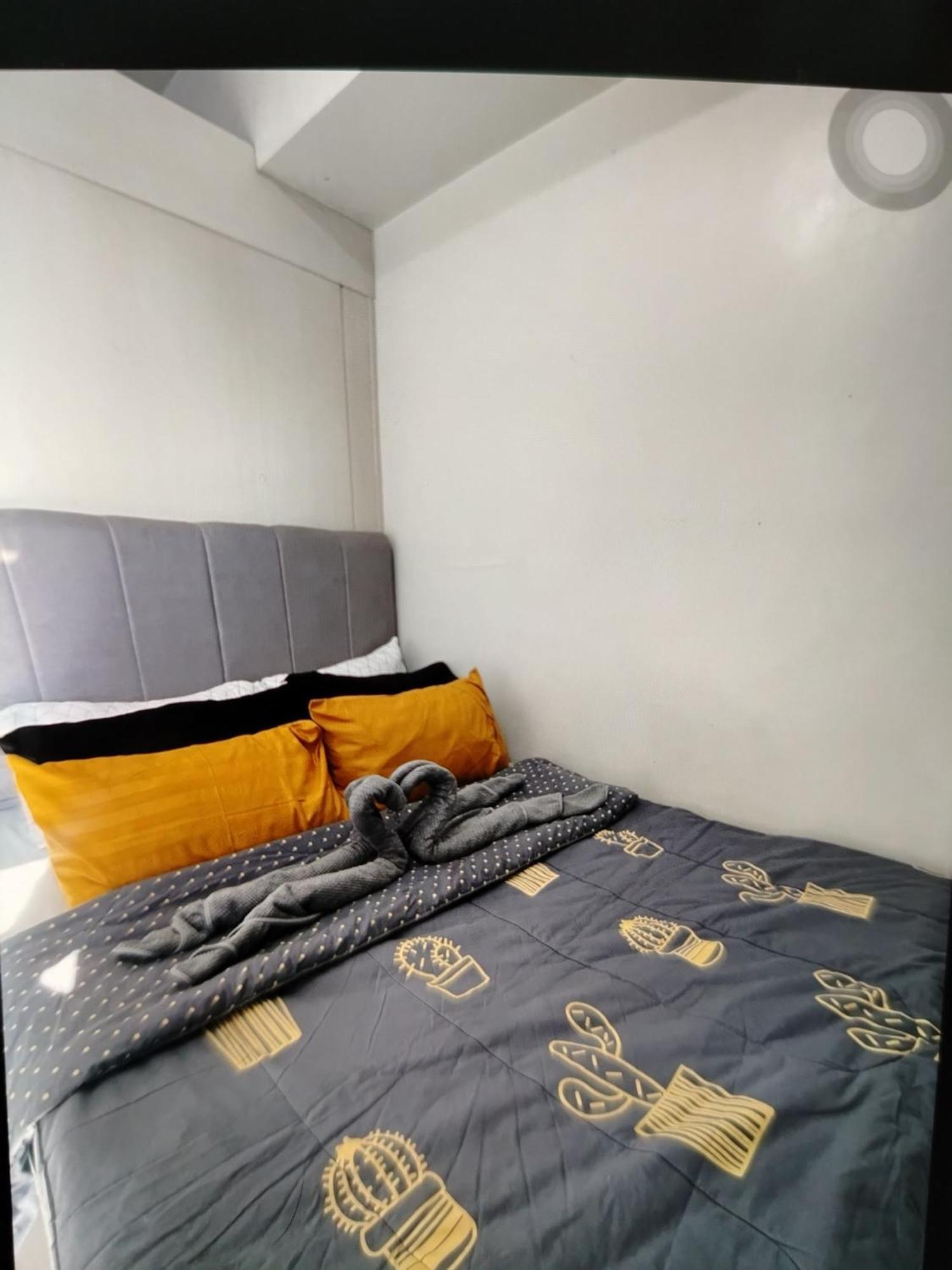 Sea Residences F * Manila