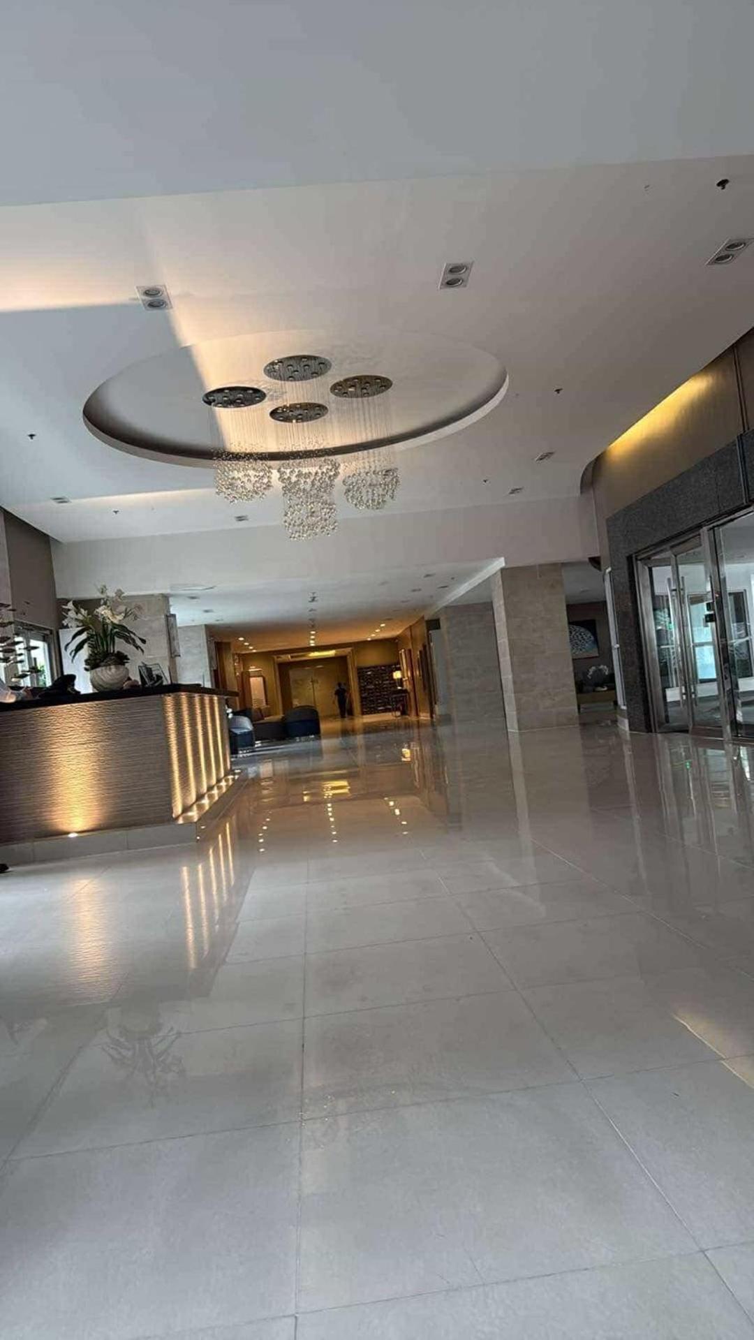 Aparthotel Sea Residences F Manila